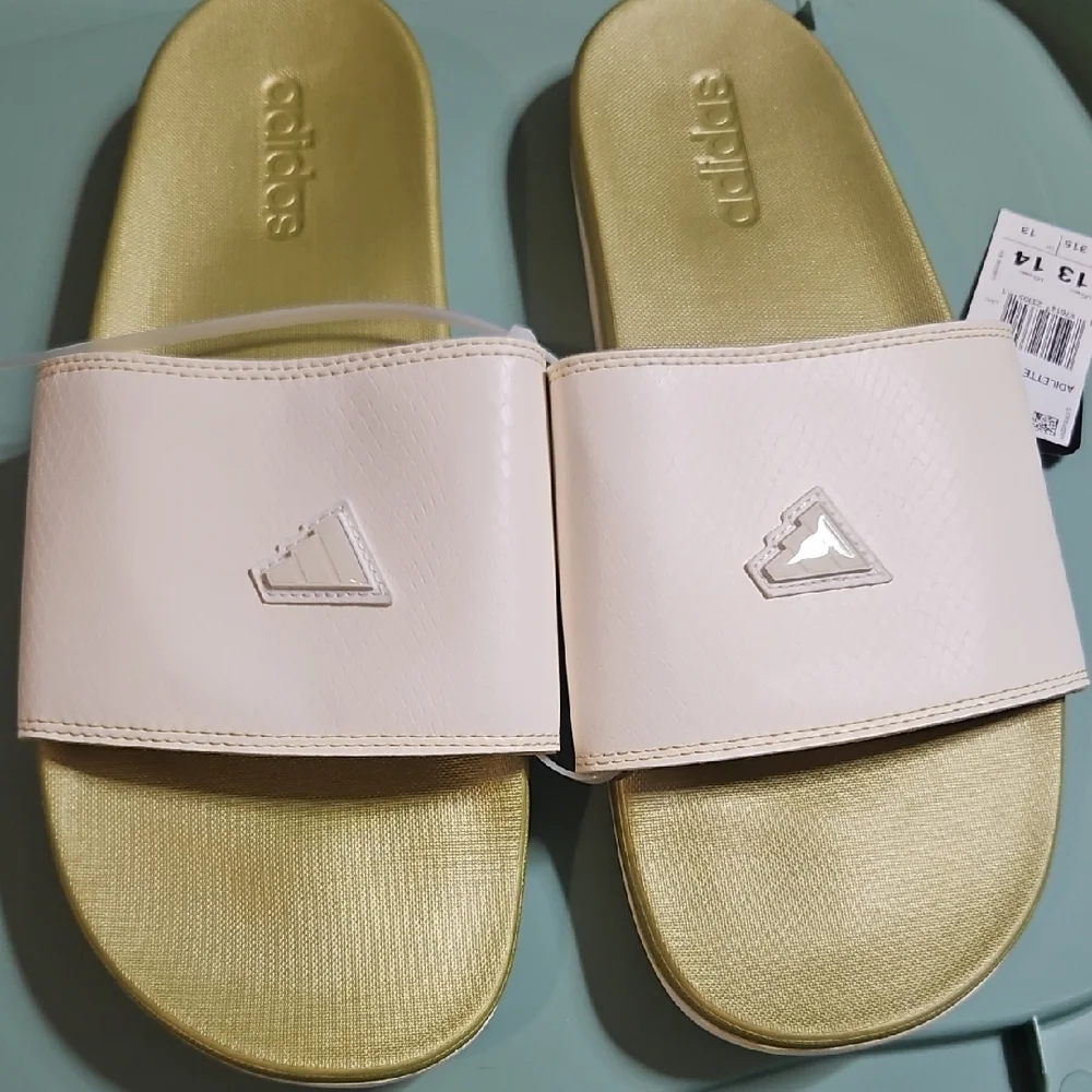 adidas Men’s Adilette Comfort Slides: WHITE/GOLD: NEW WITH TAGS: SIZE 13